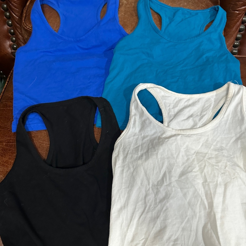 Crop Tops- Lot of 4 Size Large